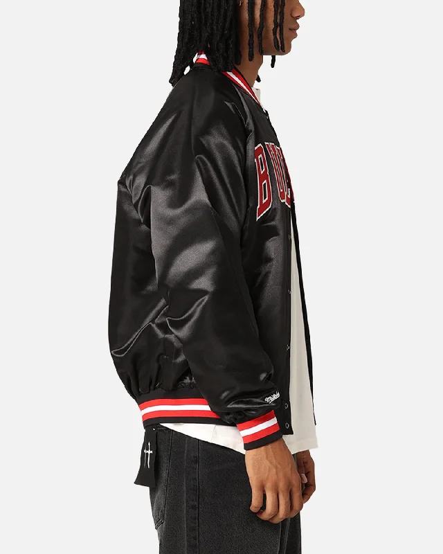 Mitchell & Ness Chicago Bulls Lightweight Satin Jacket Black