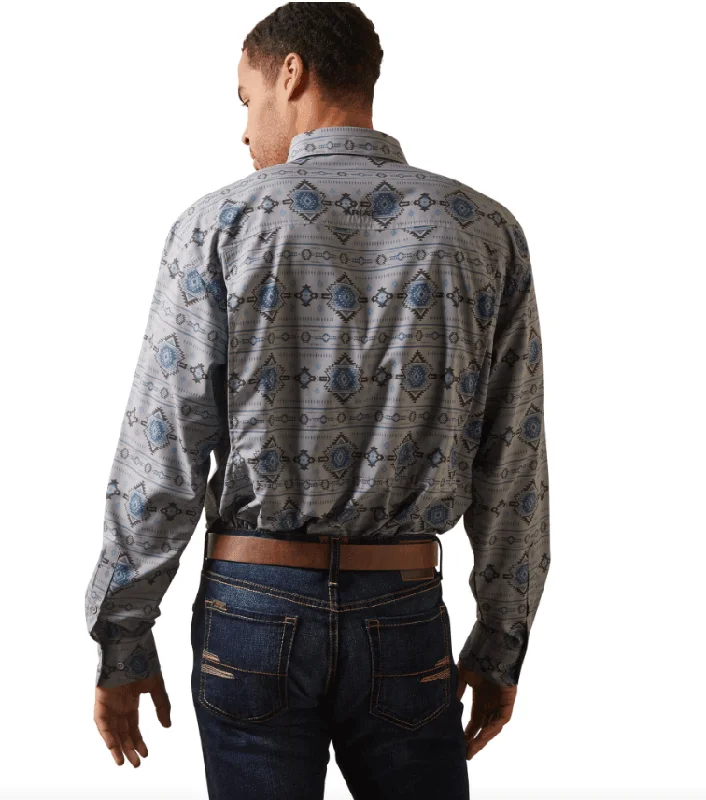 Ariat Men's VentTEK Moon Mist Aztec Print Outbound Classic Fit Long Sleeve Shirt 10043424