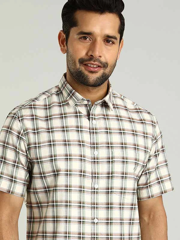 Men Checked Half Sleeve Cotton Shirt