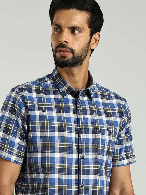 Men Checked Half Sleeve Cotton Shirt